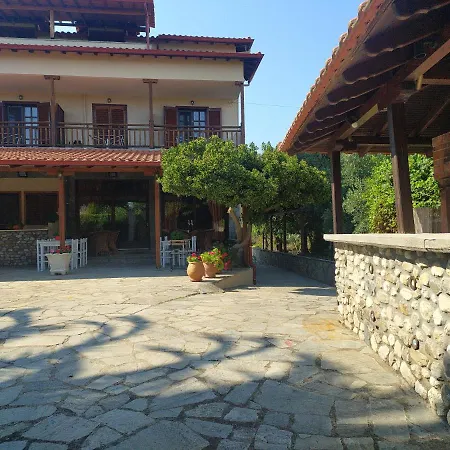 Zepposhouse Neos Marmaras
